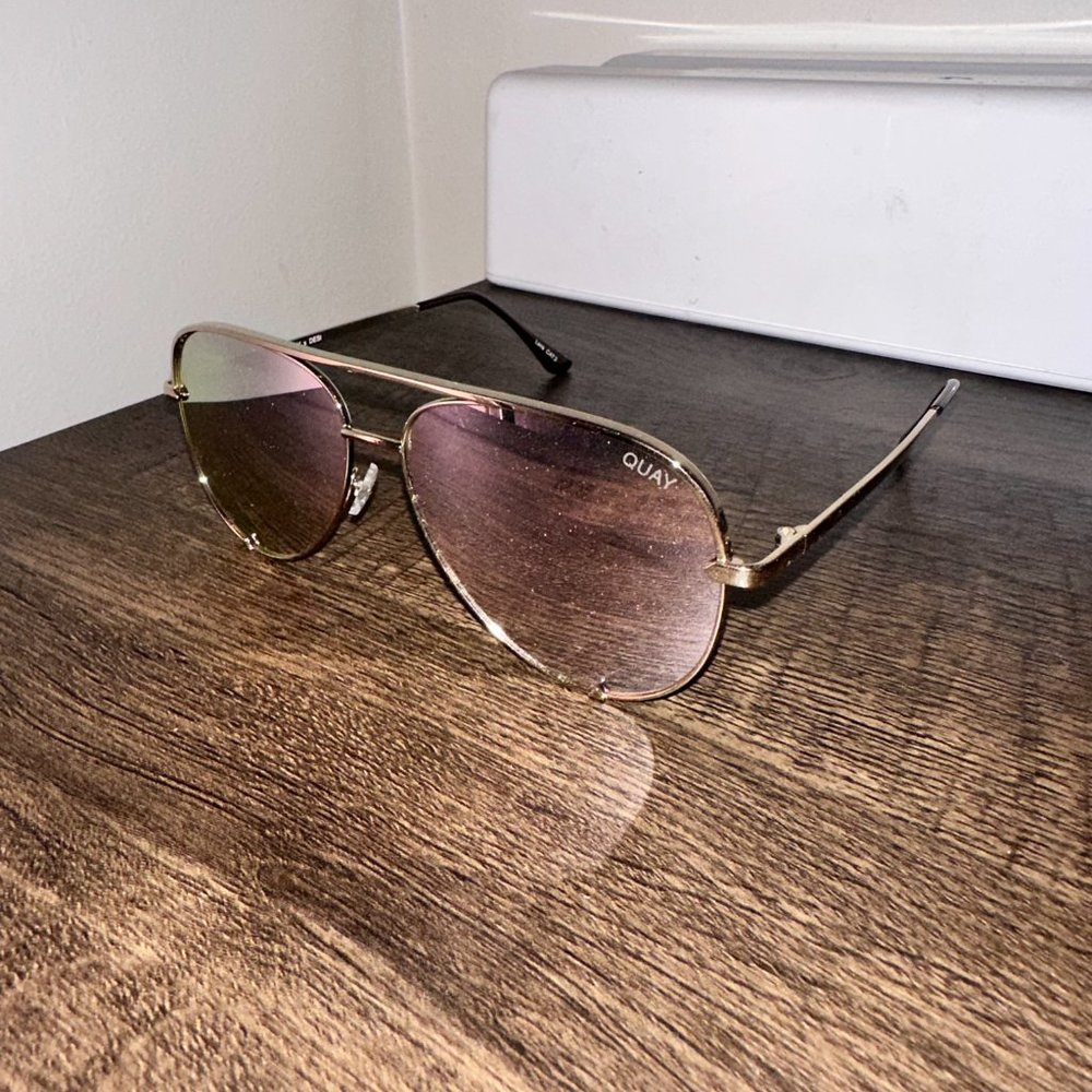 HIGH KEY X DESI PERKINS GOLD - Quay Australia Sunglasses